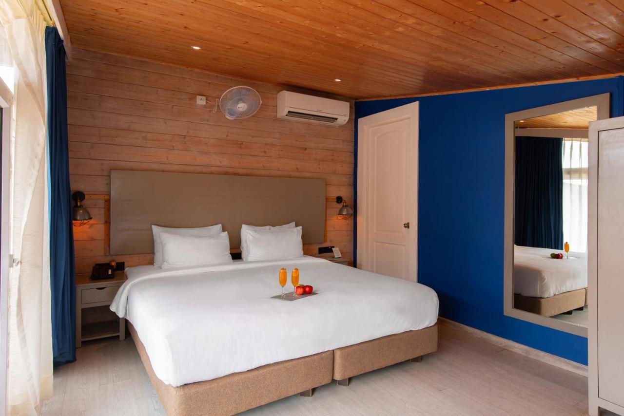 Living Room Beach Resort Morjim Luaran gambar