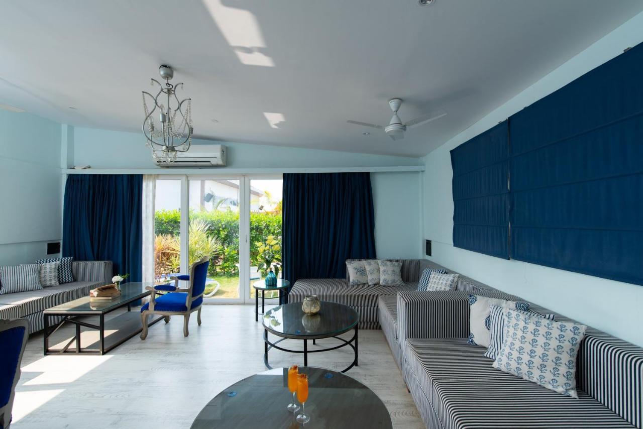 Living Room Beach Resort Morjim Luaran gambar