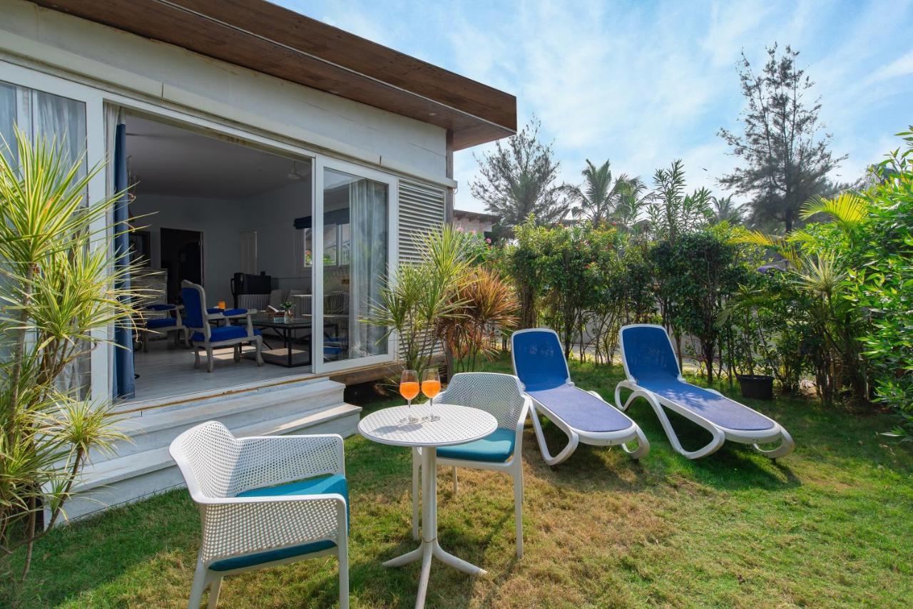 Living Room Beach Resort Morjim Luaran gambar